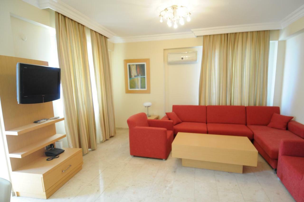 Gold City Luxury Accommodation Каргисак Екстериор снимка